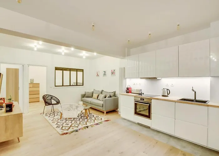 Appartamento & Stylish Renovated Parisian / 6-8 Guests *